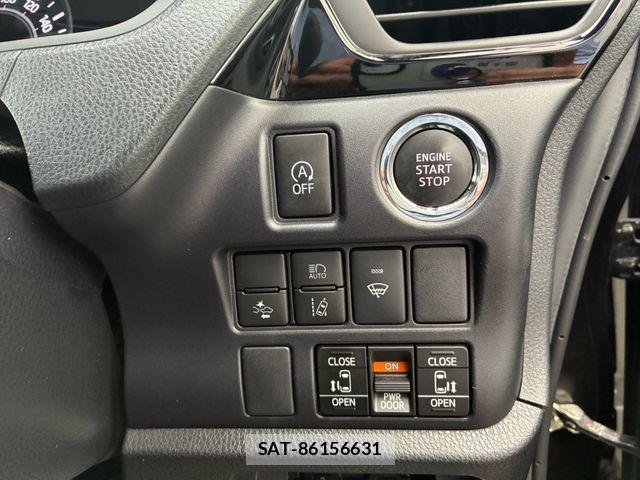 Toyota VOXY 2021-06 8746462-9