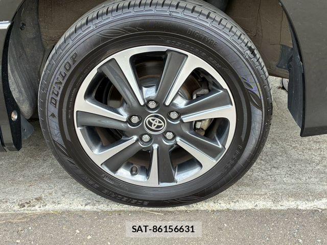 Toyota VOXY 2021-06 8746462-4