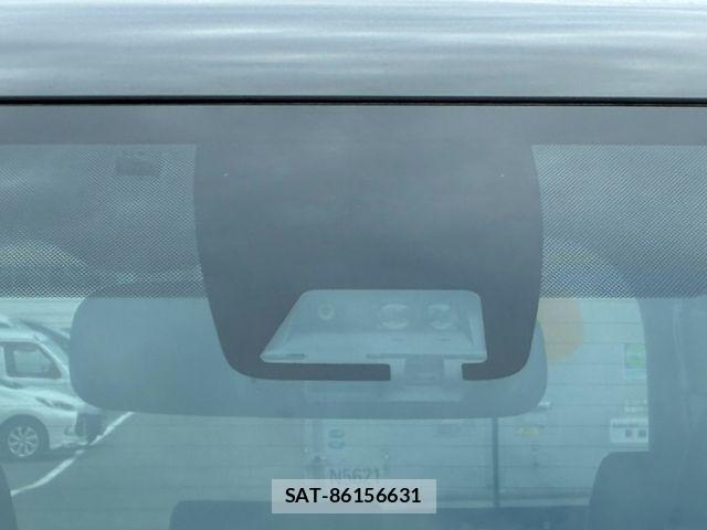 Toyota VOXY 2021-06 8746462-5