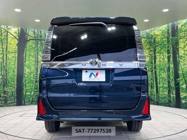 Toyota VOXY 2019-11 8782429-15