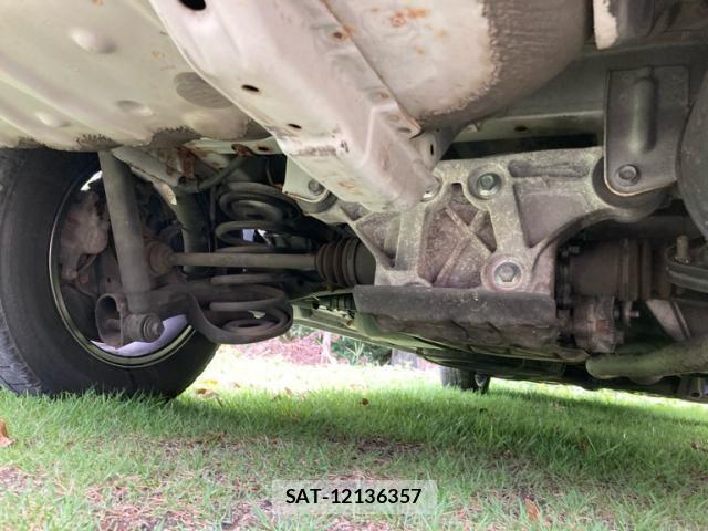 Toyota VOXY 2013-09 8782433-7