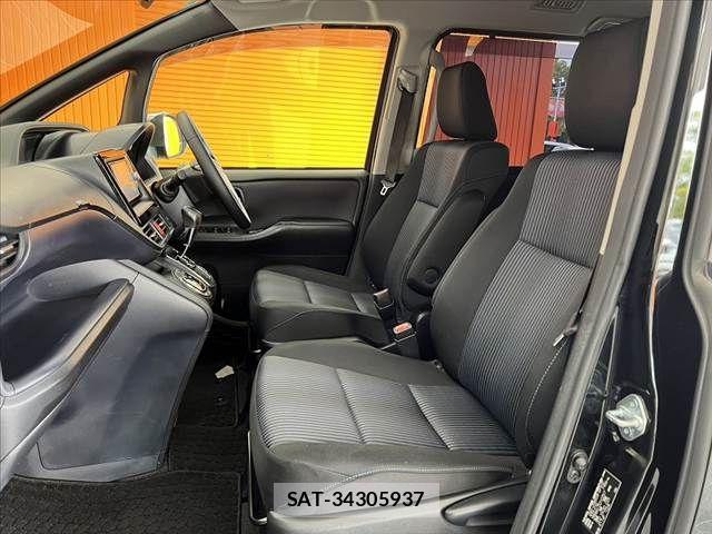 Toyota VOXY 2014-06 8782432-16