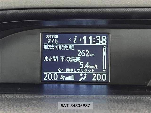 Toyota VOXY 2014-06 8782432-22