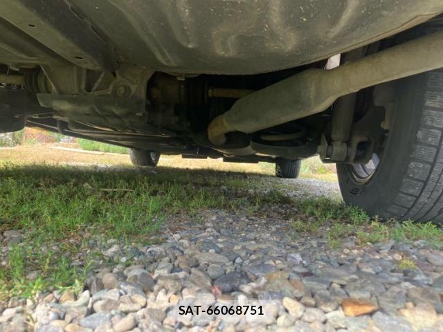 Toyota VOXY 2015-07 8850942-11
