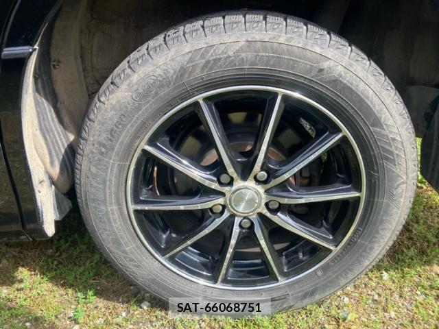 Toyota VOXY 2015-07 8850942-4