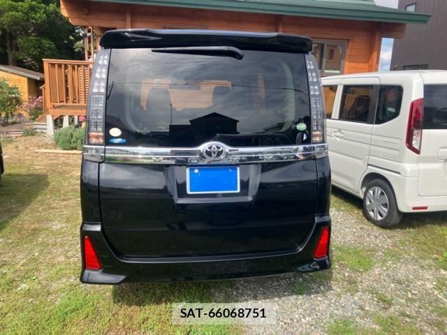 Toyota VOXY 2015-07 8850942-8