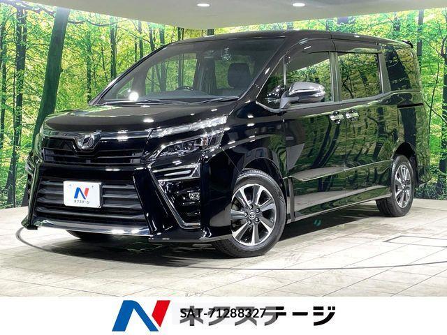 Toyota VOXY 2018-08 8850939-0