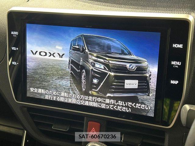 Toyota VOXY 2019-07 8850940-2