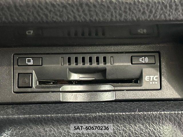 Toyota VOXY 2019-07 8850940-7