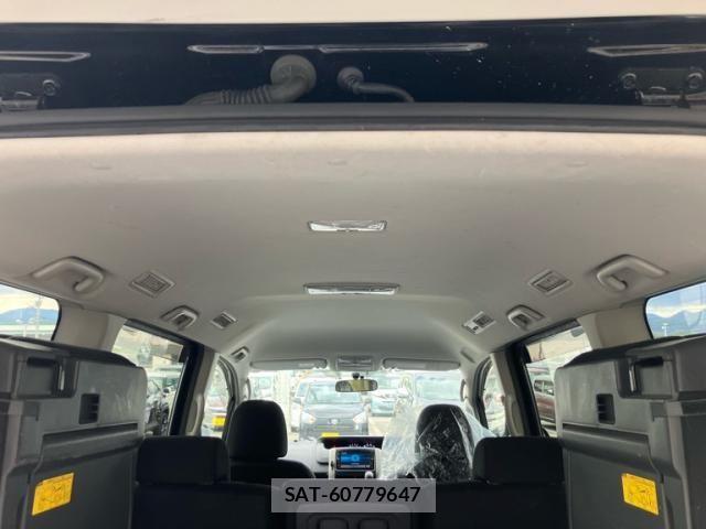Toyota VOXY 2007-11 8850944-9