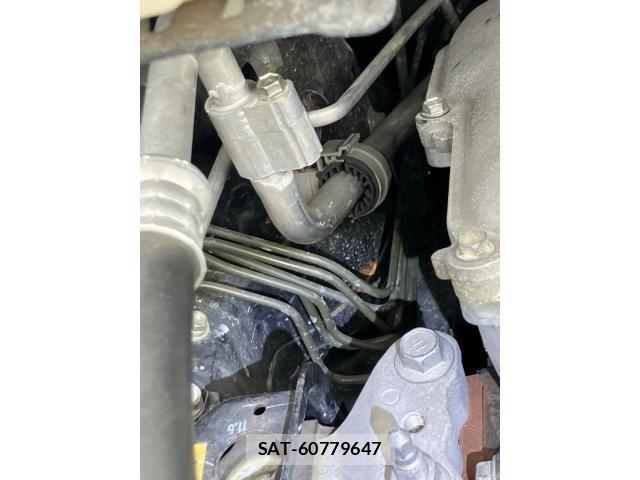 Toyota VOXY 2007-11 8850944-16