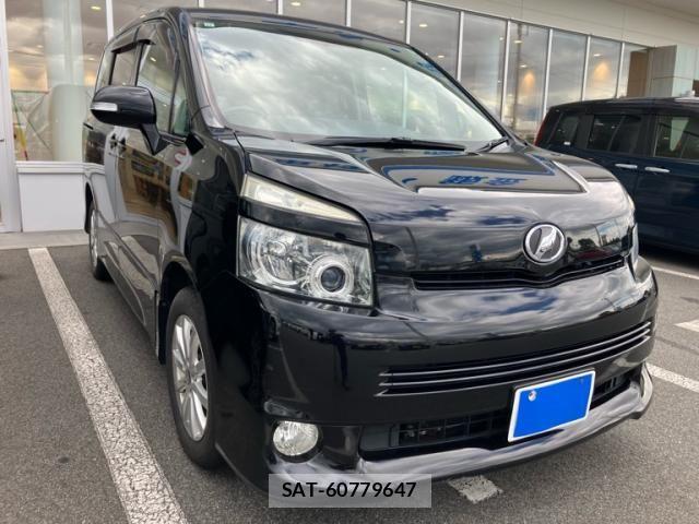 Toyota VOXY 2007-11 8850944-1