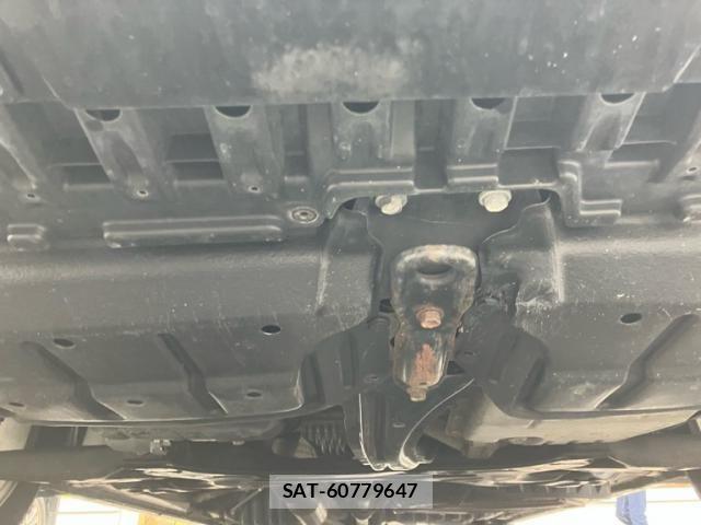 Toyota VOXY 2007-11 8850944-3