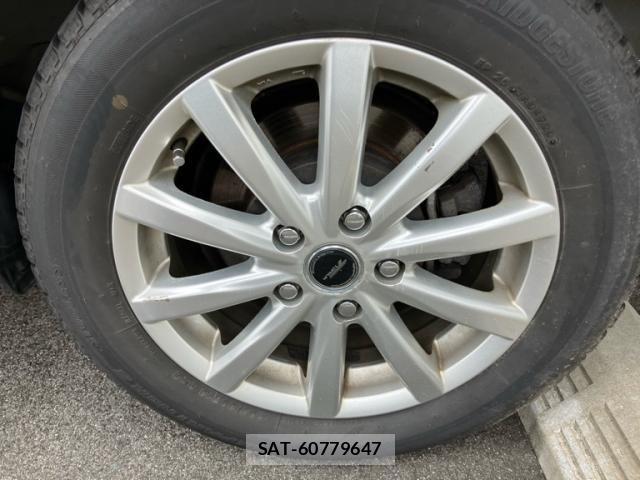 Toyota VOXY 2007-11 8850944-5