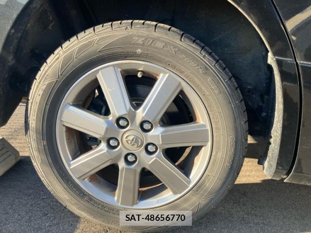 Toyota VOXY 2009-10 8884516-10