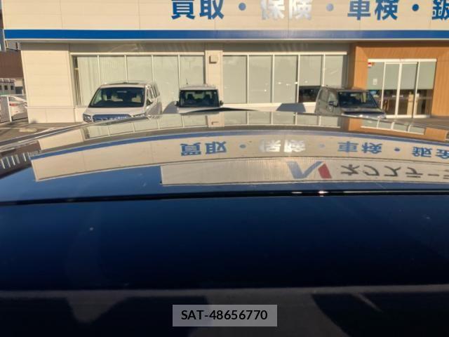 Toyota VOXY 2009-10 8884516-14