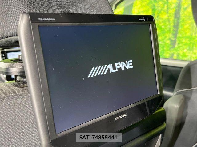 Toyota VOXY 2019-03 8884508-2