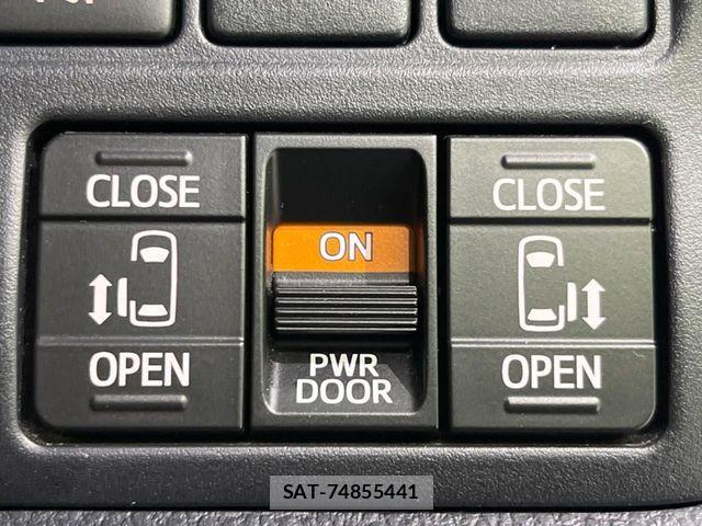 Toyota VOXY 2019-03 8884508-5