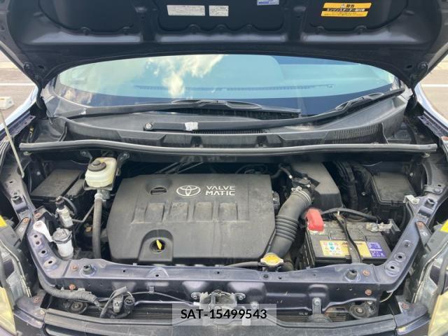 Toyota VOXY 2009-12 8884515-18