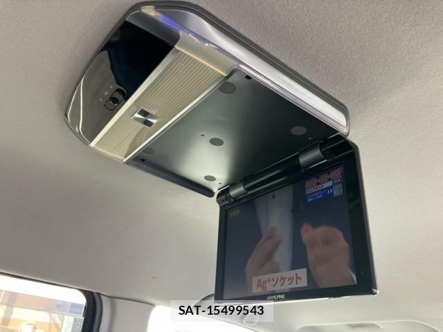 Toyota VOXY 2009-12 8884515-26