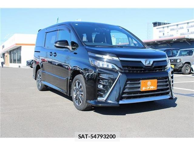 Toyota VOXY 2017-09 8884512-3