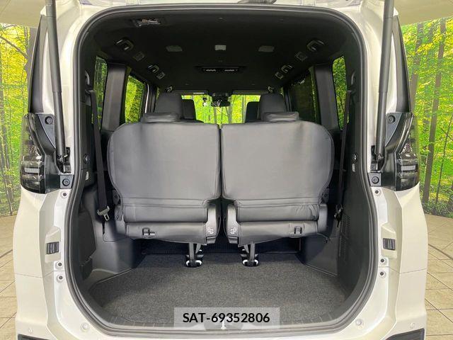 Toyota VOXY HYBRID 2025-03 4758894-10