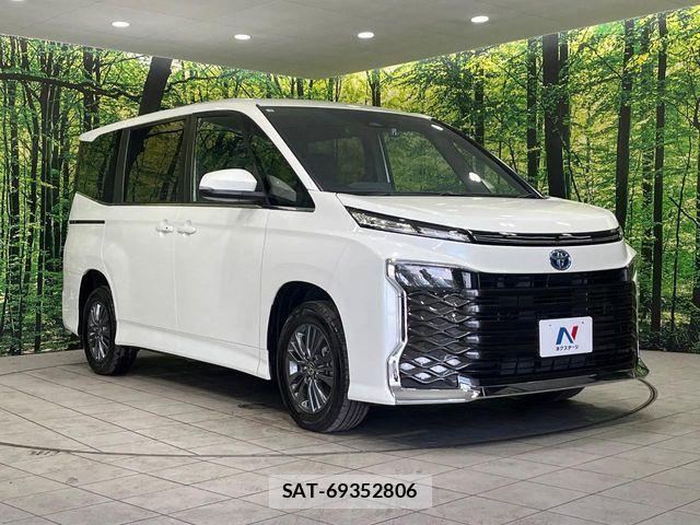 Toyota VOXY HYBRID 2025-03 4758894-16