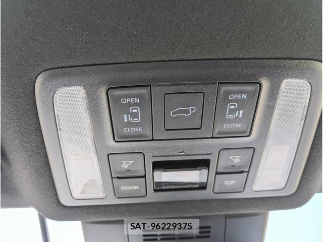 Toyota VOXY HYBRID 2022-03 4991933-11