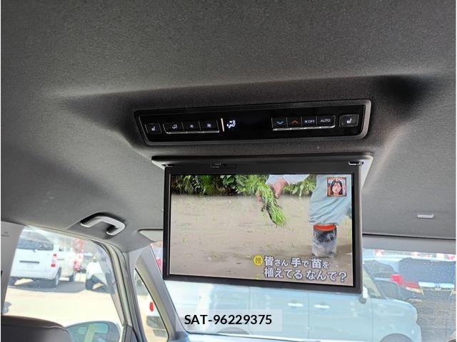 Toyota VOXY HYBRID 2022-03 4991933-12