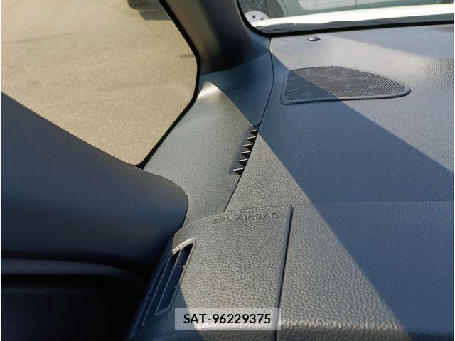 Toyota VOXY HYBRID 2022-03 4991933-18