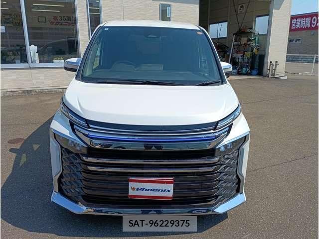 Toyota VOXY HYBRID 2022-03 4991933-21
