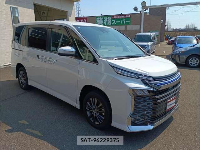 Toyota VOXY HYBRID 2022-03 4991933-22