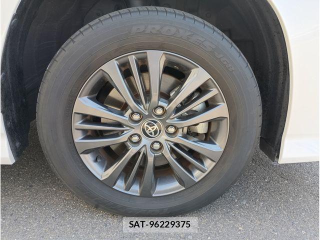Toyota VOXY HYBRID 2022-03 4991933-6