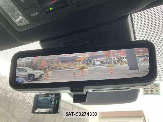 Toyota VOXY HYBRID 2022-12 5881417-7