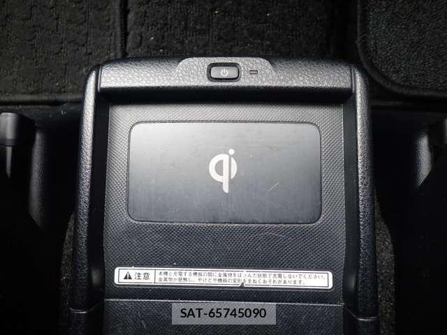 Toyota VOXY HYBRID 2015-05 5881429-17
