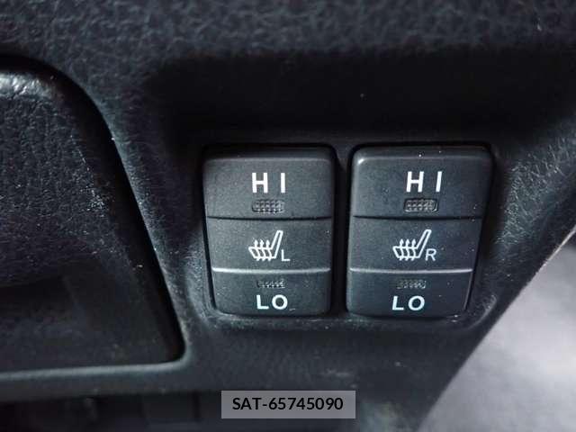 Toyota VOXY HYBRID 2015-05 5881429-21