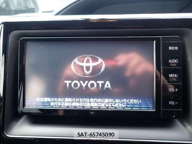 Toyota VOXY HYBRID 2015-05 5881429-24