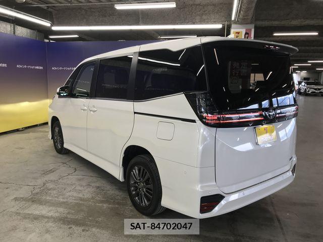 Toyota VOXY HYBRID 2022-09 6248097-10
