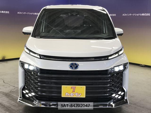 Toyota VOXY HYBRID 2022-09 6248097-3