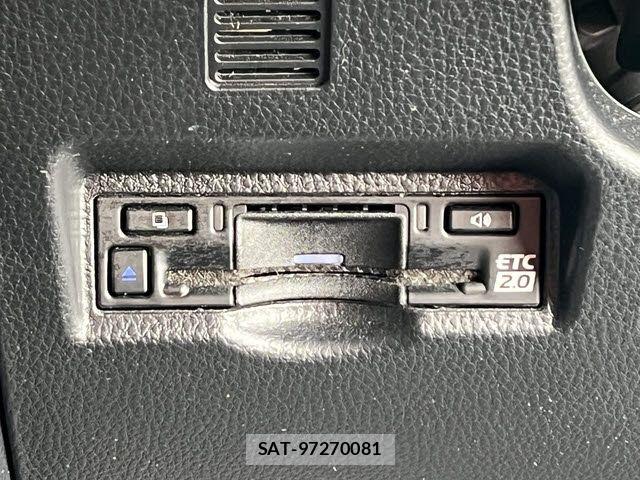 Toyota VOXY HYBRID 2024-01 6277555-15