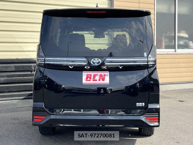 Toyota VOXY HYBRID 2024-01 6277555-23