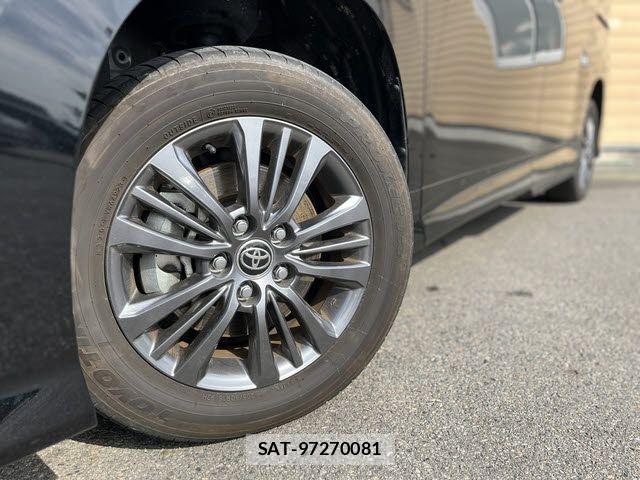 Toyota VOXY HYBRID 2024-01 6277555-26