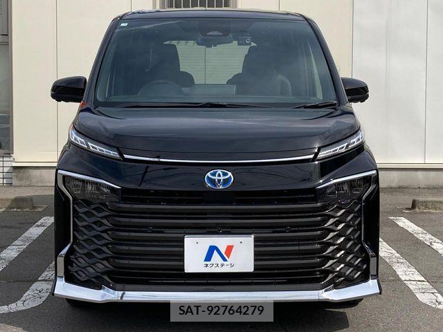 Toyota VOXY HYBRID 2025-01 6615357-14