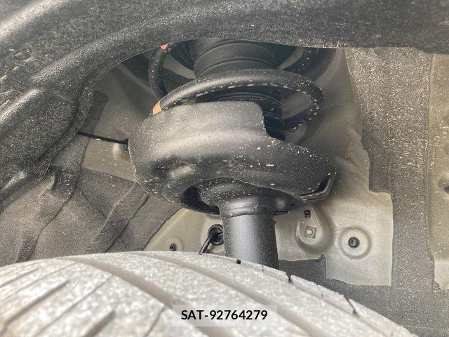 Toyota VOXY HYBRID 2025-01 6615357-19