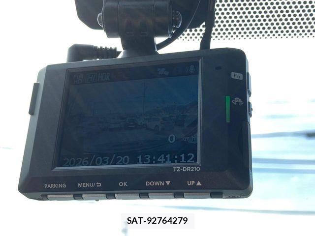 Toyota VOXY HYBRID 2025-01 6615357-6