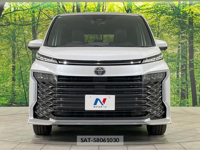 Toyota VOXY HYBRID 2026-04 6615356-14