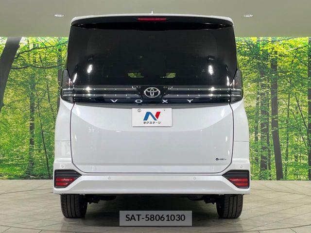 Toyota VOXY HYBRID 2026-04 6615356-15