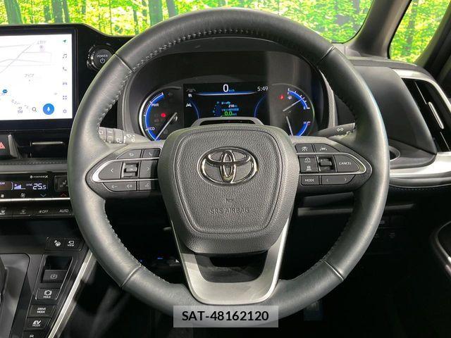 Toyota VOXY HYBRID 2024-04 6678554-11