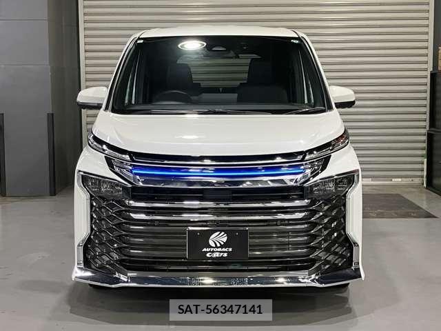 Toyota VOXY HYBRID 2023-10 6678553-10
