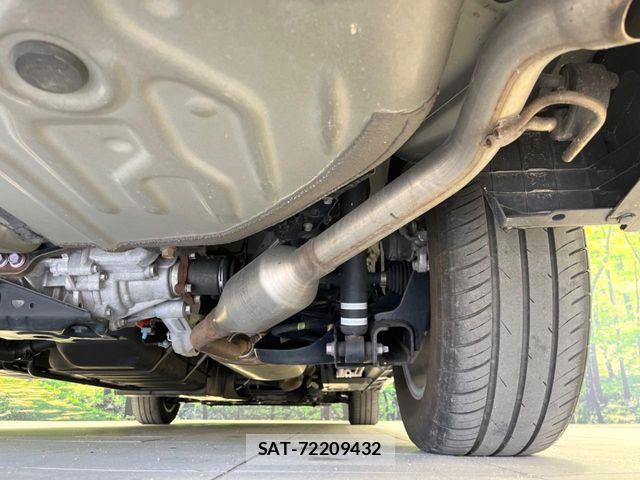 Toyota VOXY HYBRID 2023-10 6753668-19